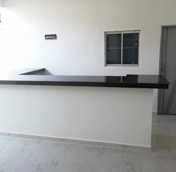 בית מלון כפרי San Juan Plaza