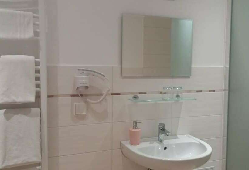 膳宿费 Motel Zur Goldenen Krone