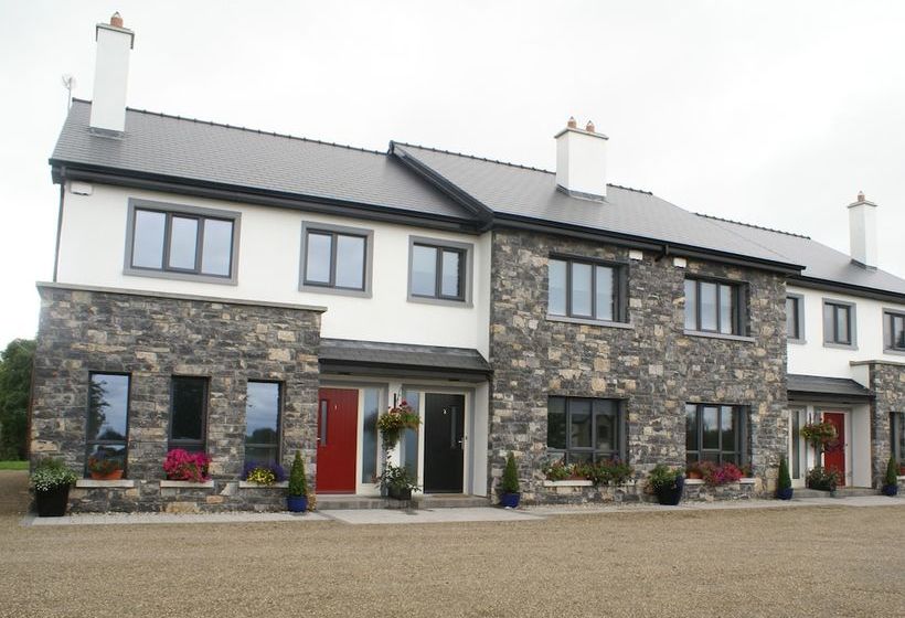 Rafterys Court