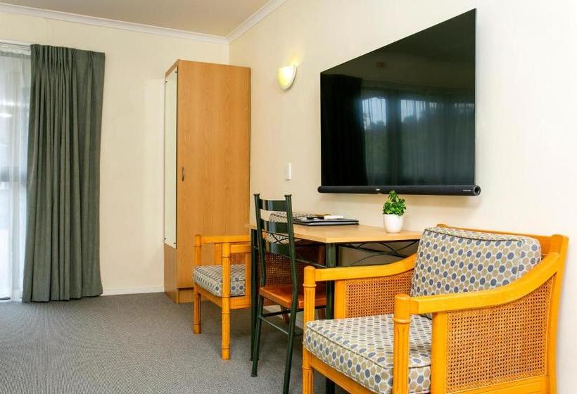 Albany Oak Motel