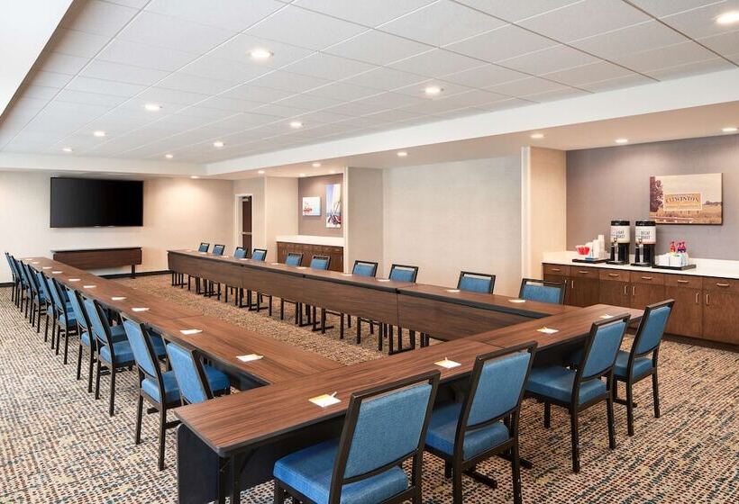 Отель Hampton Inn Clewiston