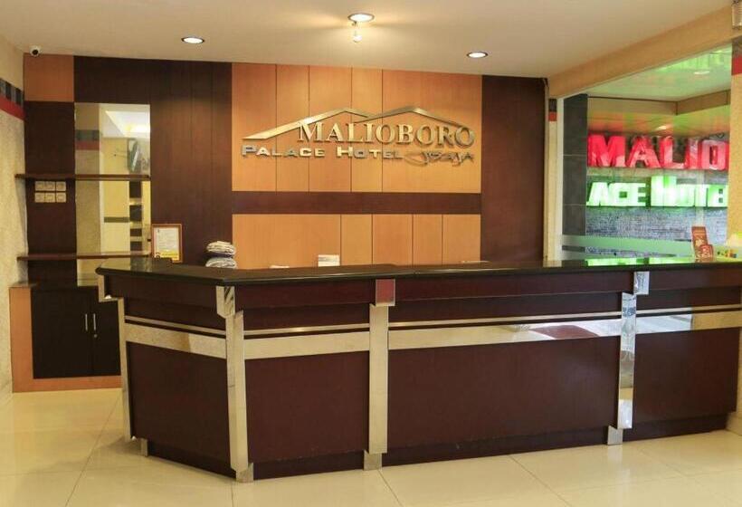هتل Malioboro Palace