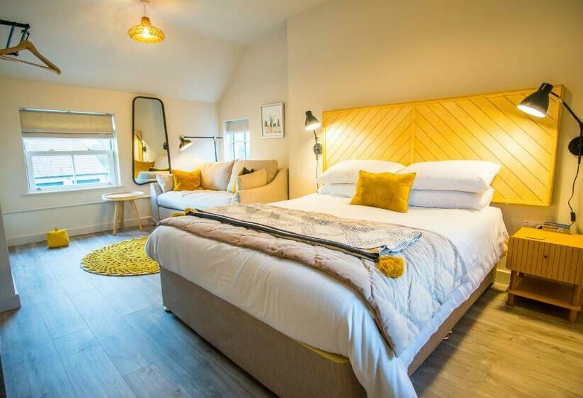 مبيت وإفطار Exelby Green Dragon