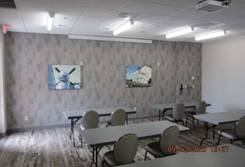 هتل Best Western  Plus Executive Residency Rigby S Water World