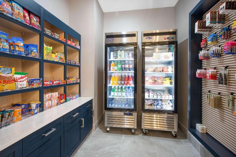 호텔 La Quinta Inn & Suites By Wyndham Manassas, Va  Dulles Airport