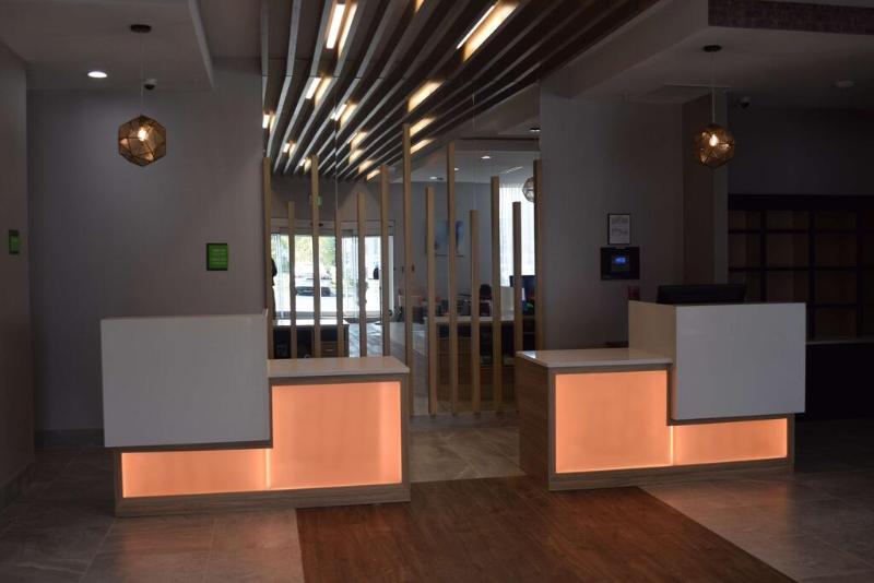 호텔 La Quinta Inn & Suites By Wyndham Manassas, Va  Dulles Airport