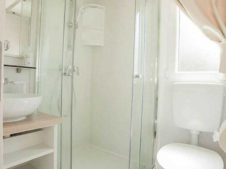 هتل Mobile Homes Camping Omišalj