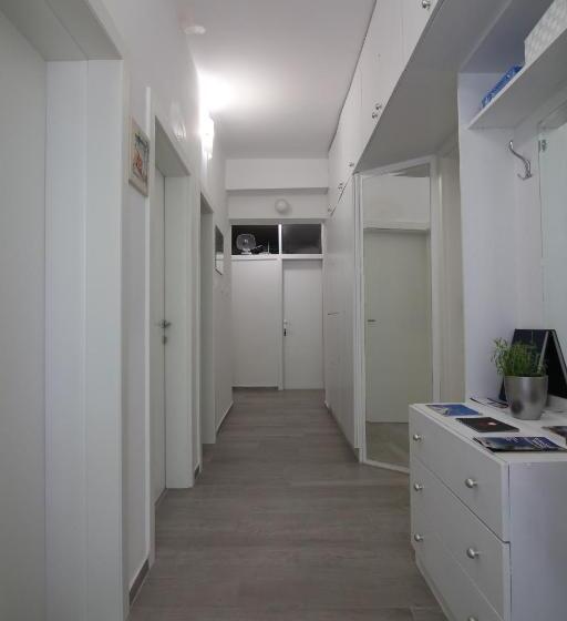 بنسيون Apartmani Daša Tučepi