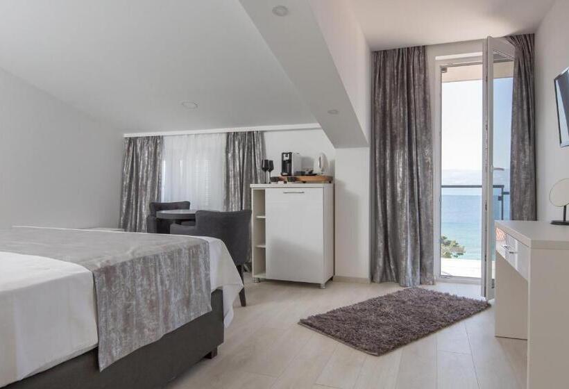 پانسیون Villa Mandalinic