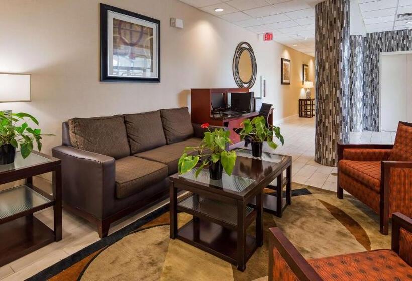 בית מלון כפרי Best Western Airport Inn & Suites Cleveland