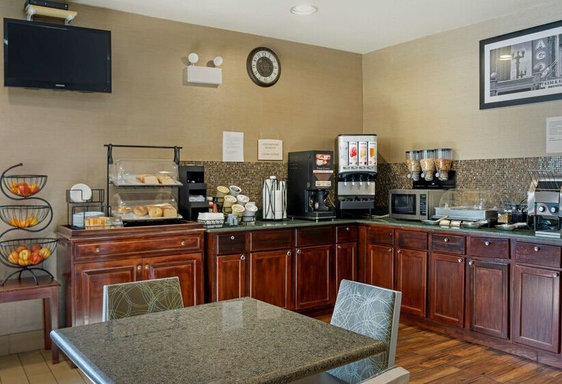 בית מלון כפרי Best Western Des Plaines Inn