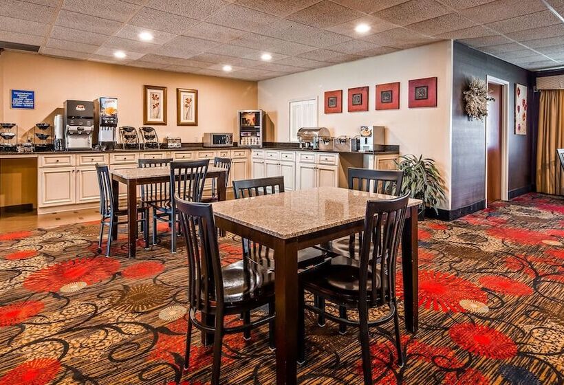 בית מלון כפרי Best Western Plus Brandywine Inn & Suites