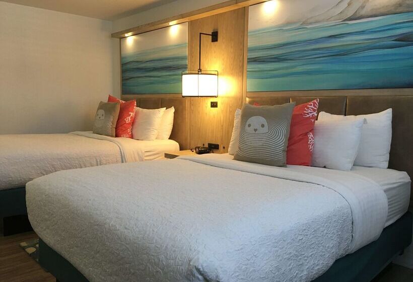 هتل Best Western Plus Capitola By The Sea Inn & Suites