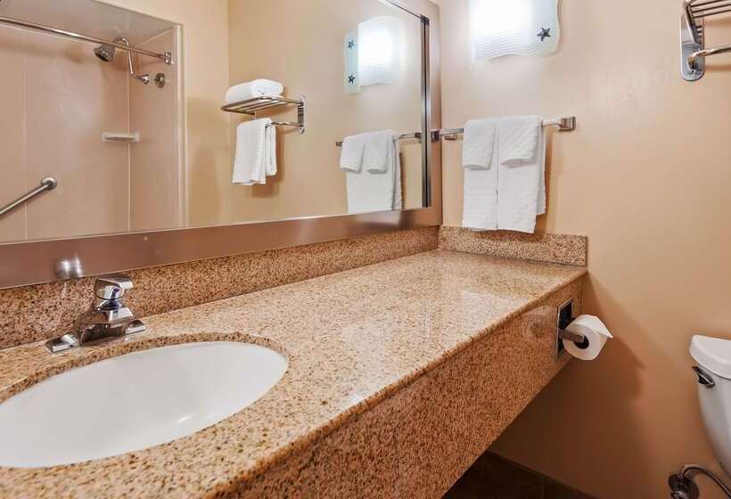 هتل Best Western Plus Capitola By The Sea Inn & Suites