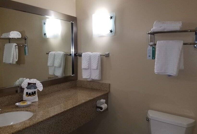 هتل Best Western Plus Capitola By The Sea Inn & Suites