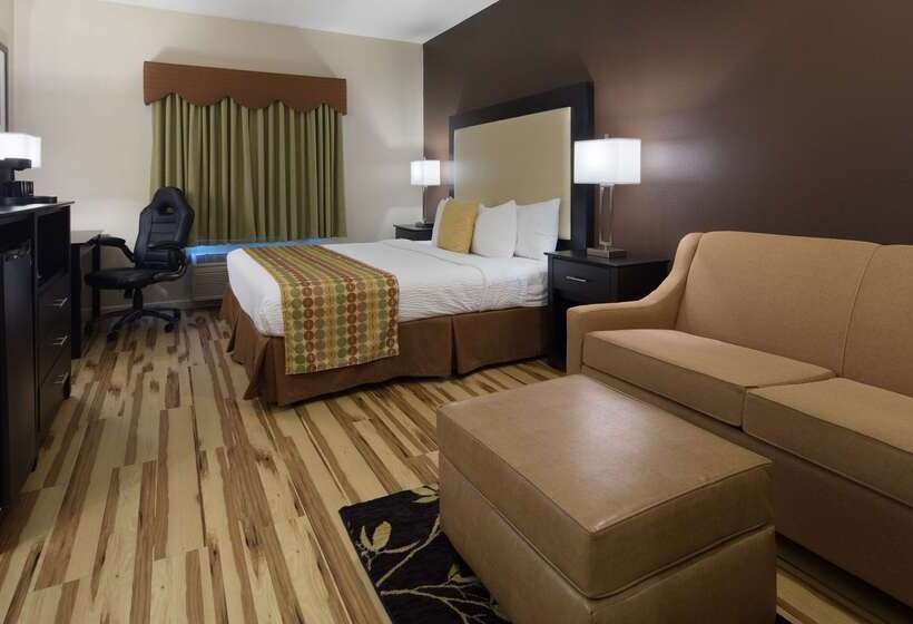 فندق Best Western Plus Des Moines West Inn & Suites