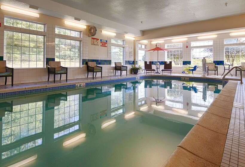 فندق Best Western Plus Des Moines West Inn & Suites