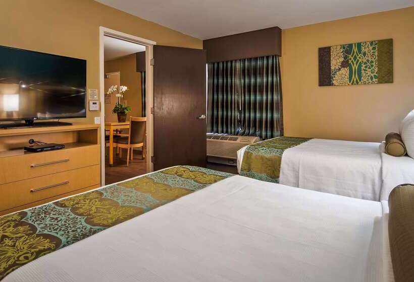 هتل Best Western Plus South Coast Inn