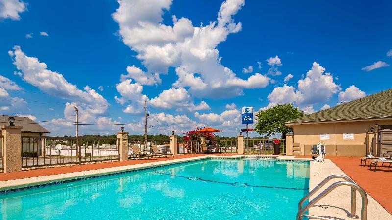 בית מלון כפרי Best Western Timberridge Inn