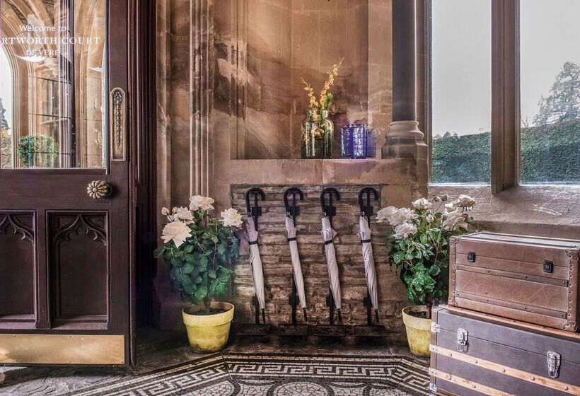 בית מלון כפרי De Vere Tortworth Court