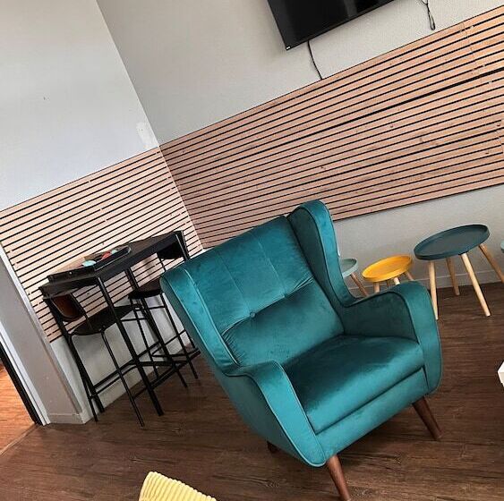 בית מלון כפרי Kyriad Marne La Vallee Torcy