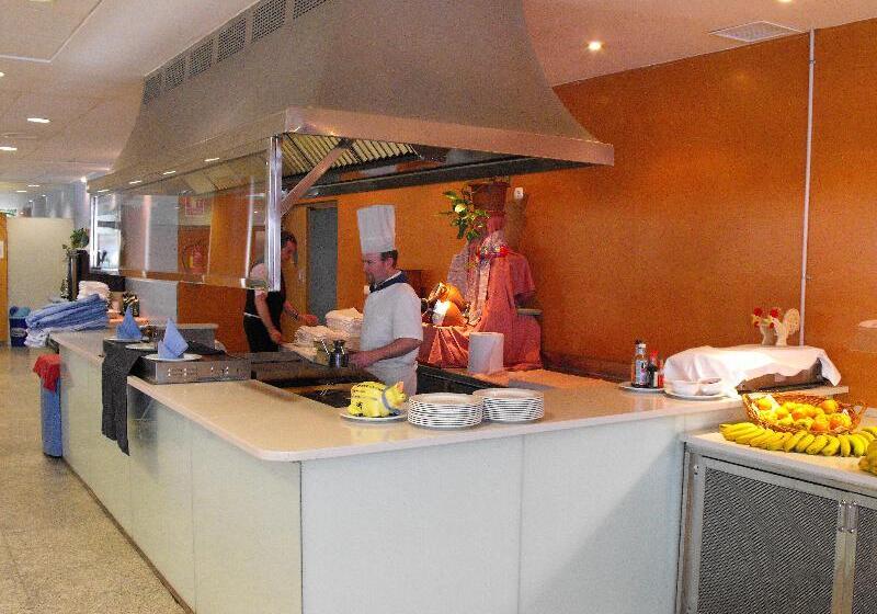 هتل Neptuno By On Group