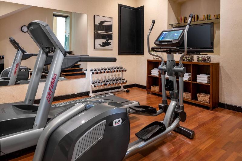 هتل Palacio De Santa Paula, Autograph Collection