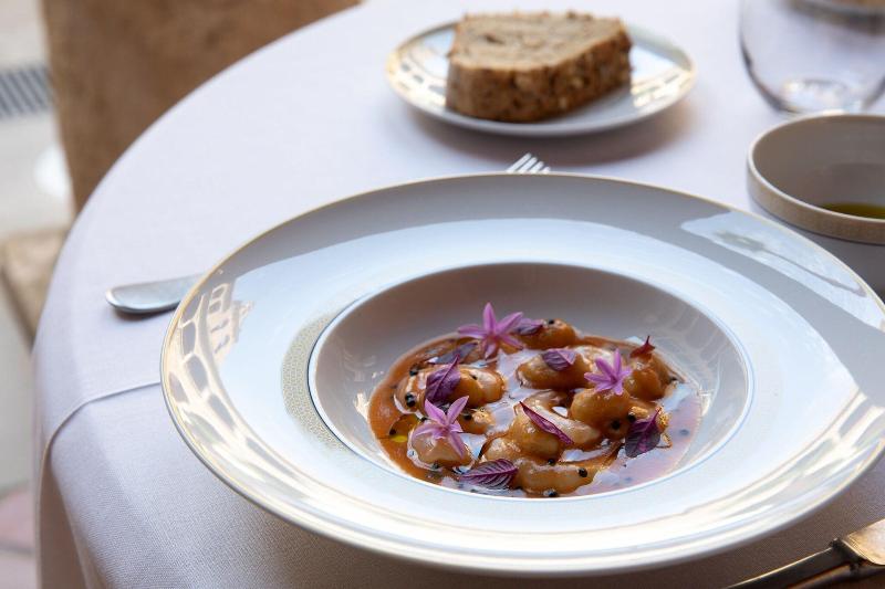 هتل Palacio De Santa Paula, Autograph Collection