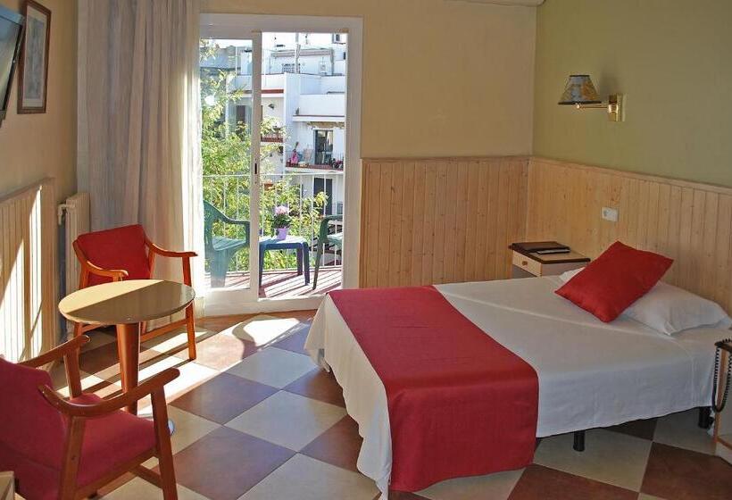 هتل Piccadilly Sitges