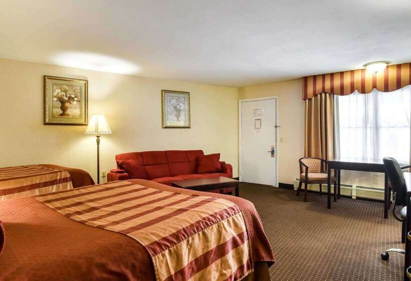 בית מלון כפרי Rodeway Inn