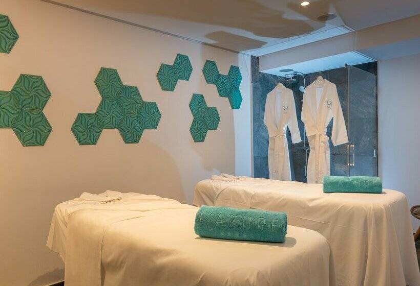 L'Azure Hotel 4* Sup