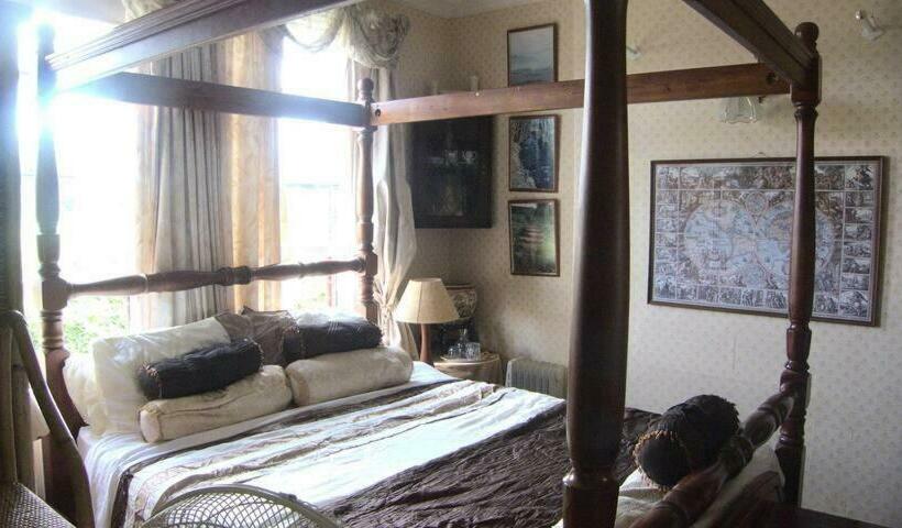 مبيت وإفطار Ms Mccreadys Guest House