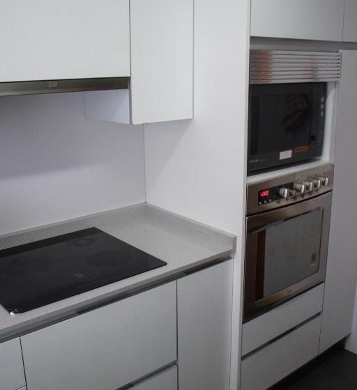 تختخواب و صبحانه Residencia 12 Octubre