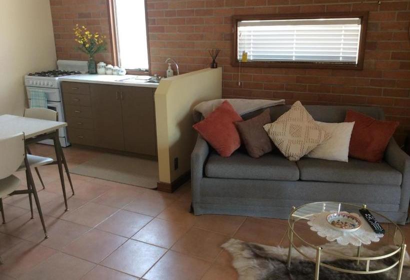 Dunolly Broadway B&b