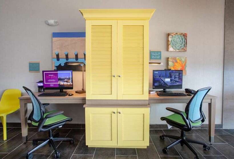 ホテル Home2 Suites By Hilton Roswell, Nm