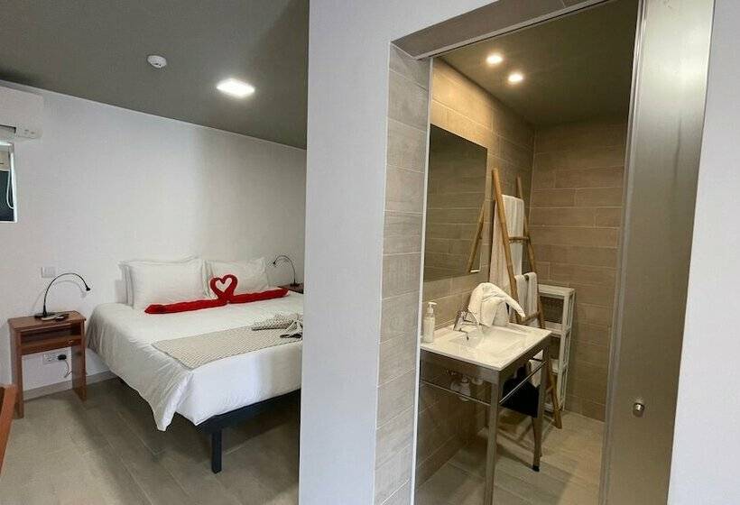 호텔 Villa 3 Caparica   Lisbon Gay Beach Resort