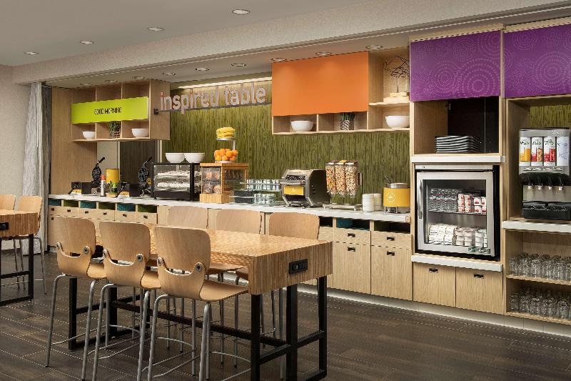 هتل Home2 Suites By Hilton Clovis Fresno Airport
