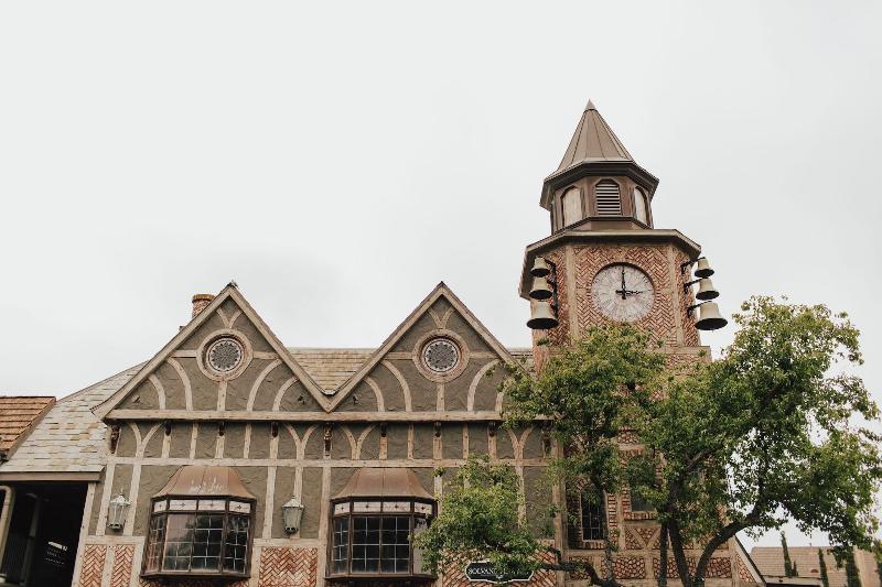 בית מלון כפרי The Winston Solvang