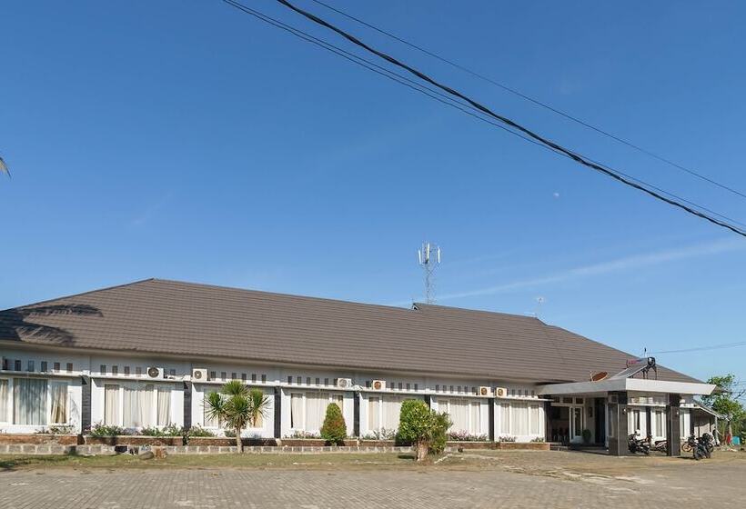 پانسیون Reddoorz @ Hotel Putri Gading Bengkulu