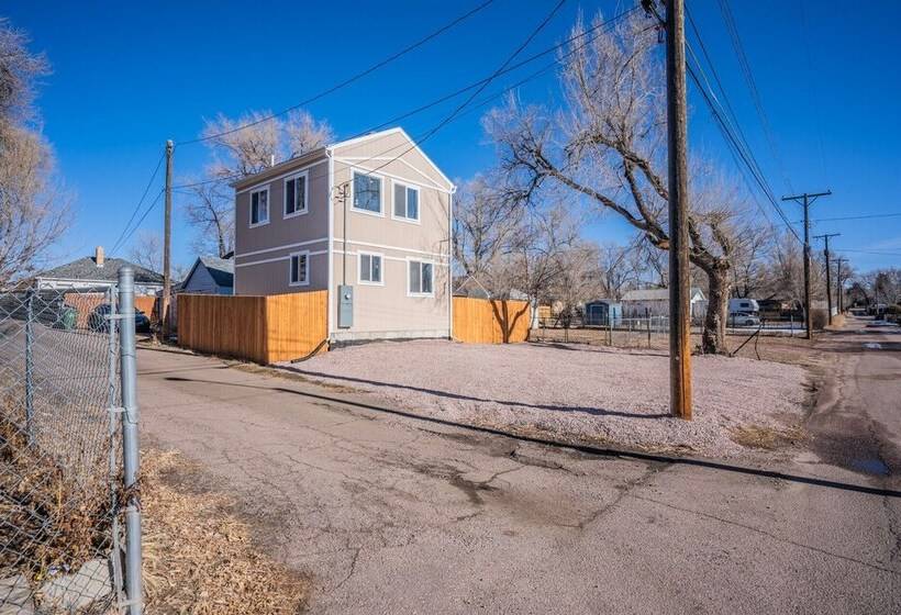 1 Bedroom East Dt