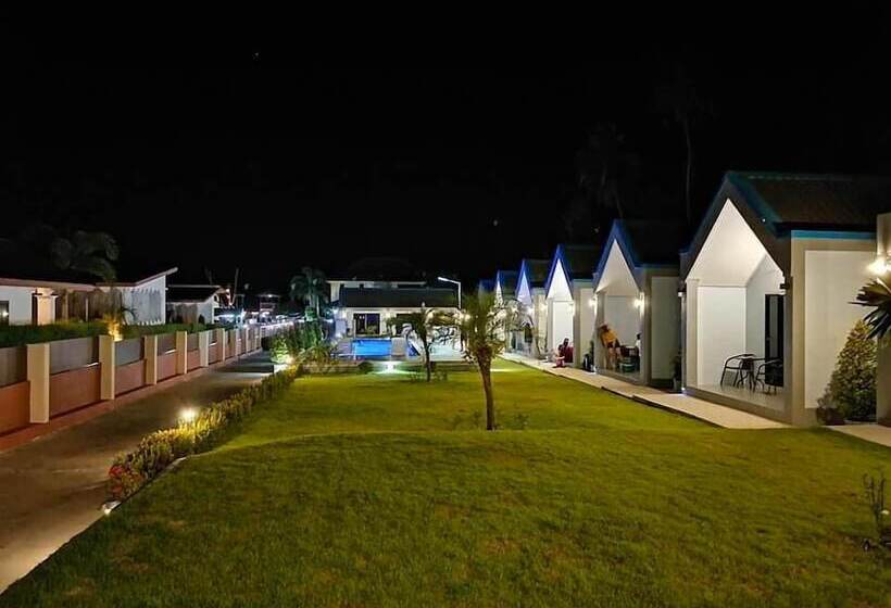 هتل Cc Beach Resort