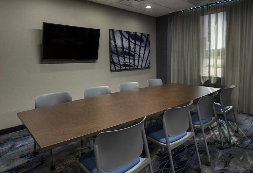 فندق Fairfield Inn & Suites Duncan