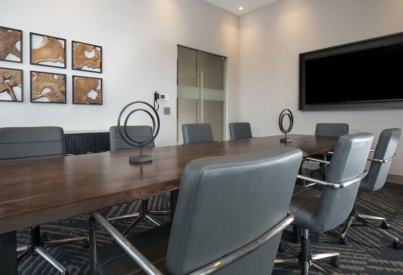 בית מלון כפרי Holiday Inn Express   Boston Logan Airport   Revere, An Ihg