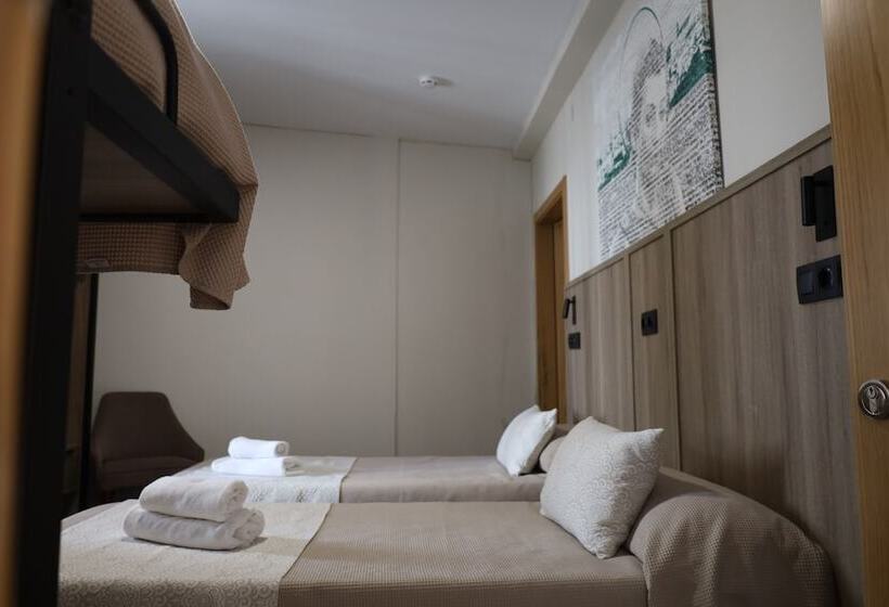 בית מלון כפרי Hospedium Dlj Hostal Temático Desde La Judería