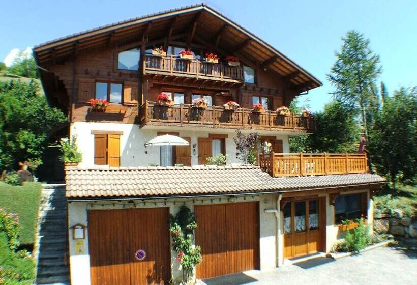 بنسيون Chalet Le Paradou