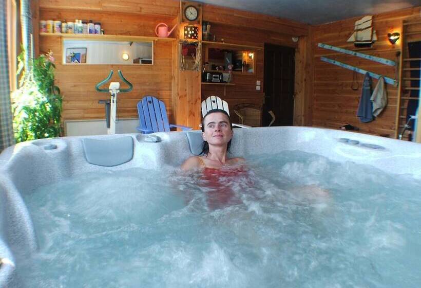 بنسيون Chalet Le Paradou