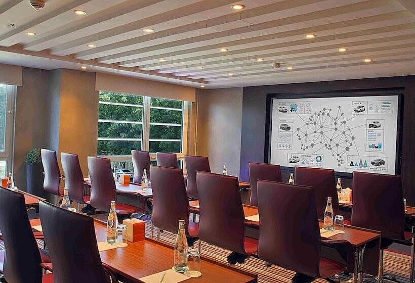 هتل Centro Corniche Al Khobar By Rotana