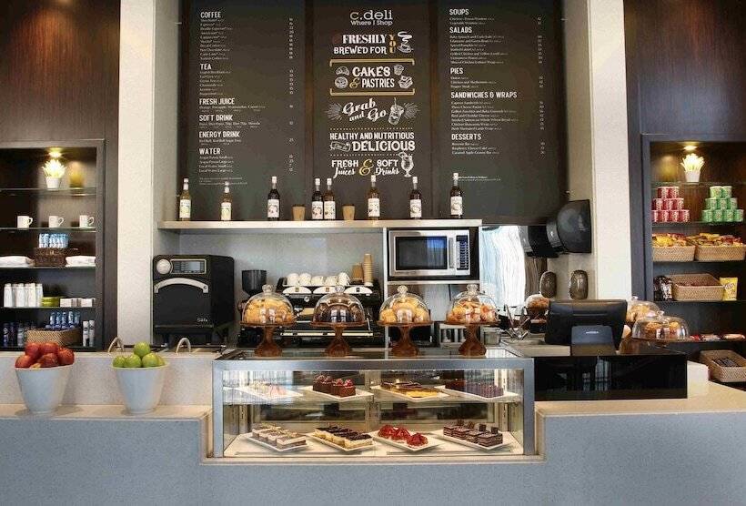 هتل Centro Corniche Al Khobar By Rotana