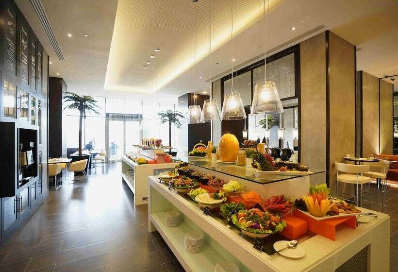 هتل Centro Corniche Al Khobar By Rotana