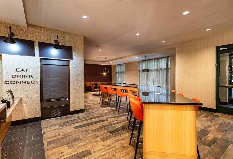 فندق Courtyard Winston Salem Downtown